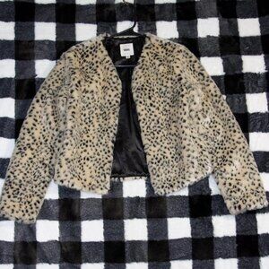 Wilder' White Leopard Cheetah Print Faux Fur Jacket NWOT Small